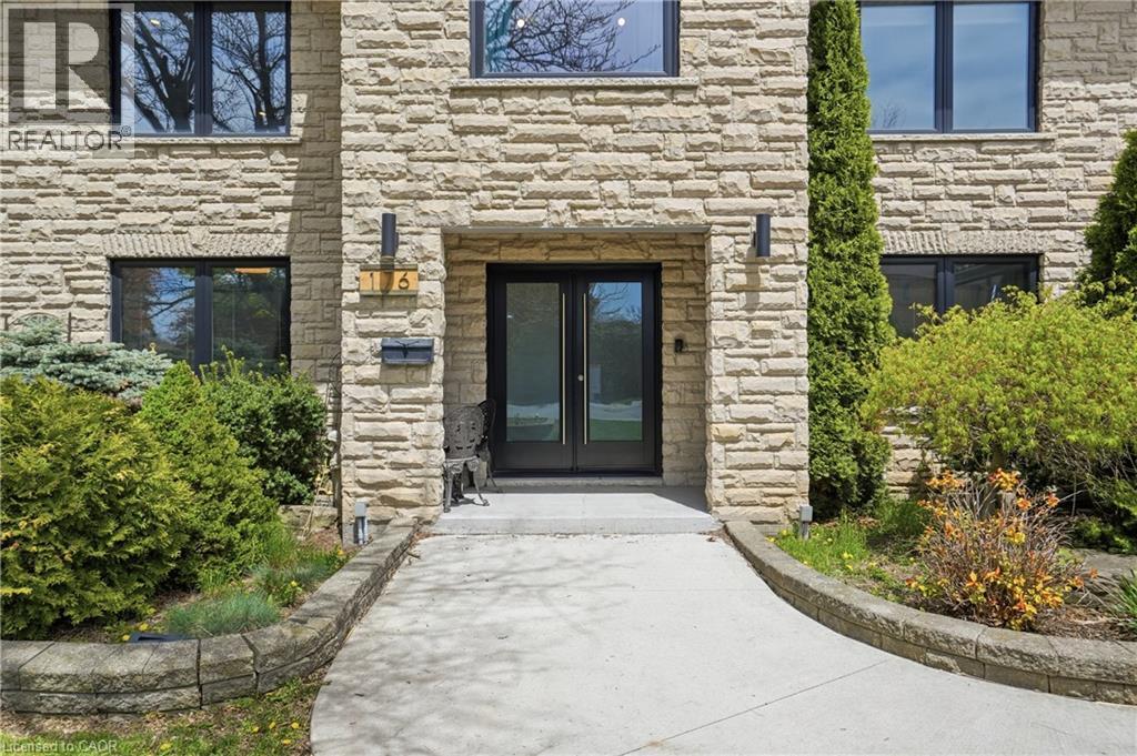 176 Albion Falls Boulevard, Hamilton, Ontario  L8W 1R6 - Photo 4 - 40856882