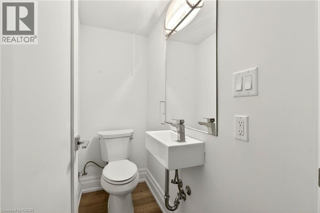 760 Lakeshore Road E Unit# 201, Mississauga, Ontario  L5E 1C7 - Photo 10 - 40856783