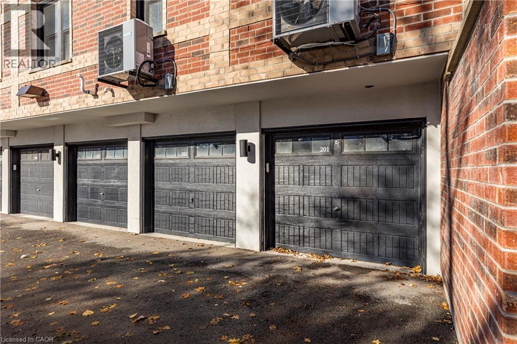 760 Lakeshore Road E Unit# 201, Mississauga, Ontario  L5E 1C7 - Photo 43 - 40856783
