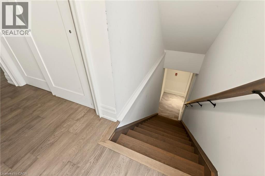 760 Lakeshore Road E Unit# 201, Mississauga, Ontario  L5E 1C7 - Photo 5 - 40856783