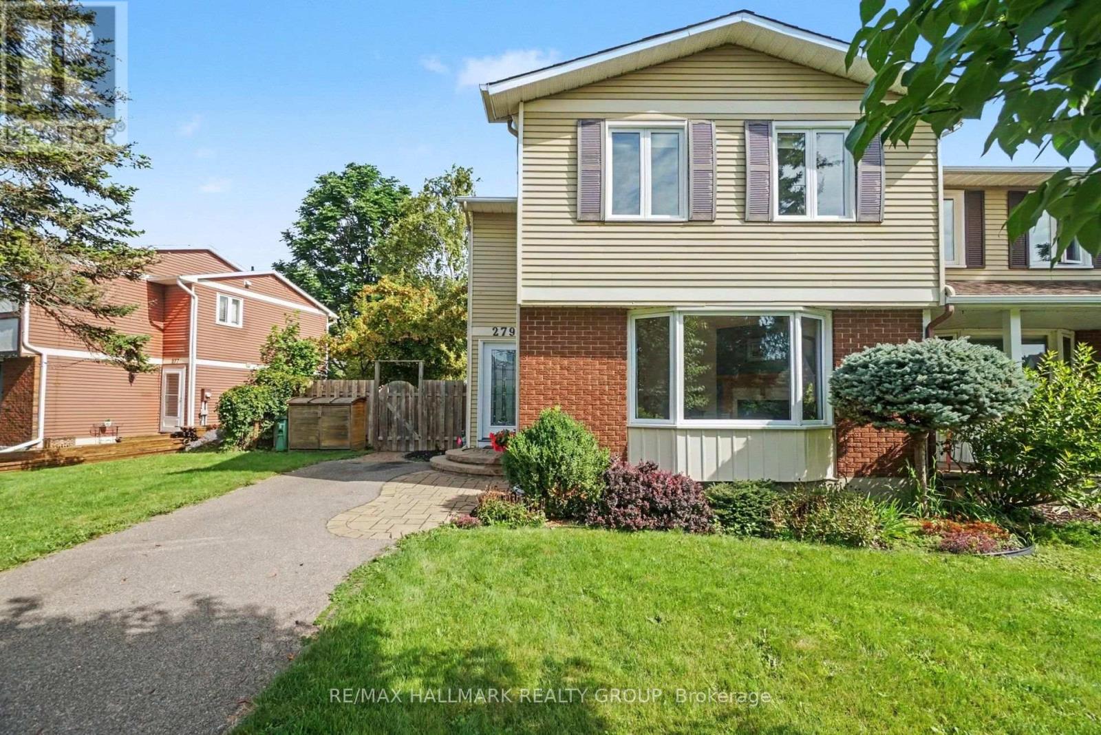 279 Pintail Terrace, Ottawa, Ontario  K1E 1Z9 - Photo 2 - X13688986