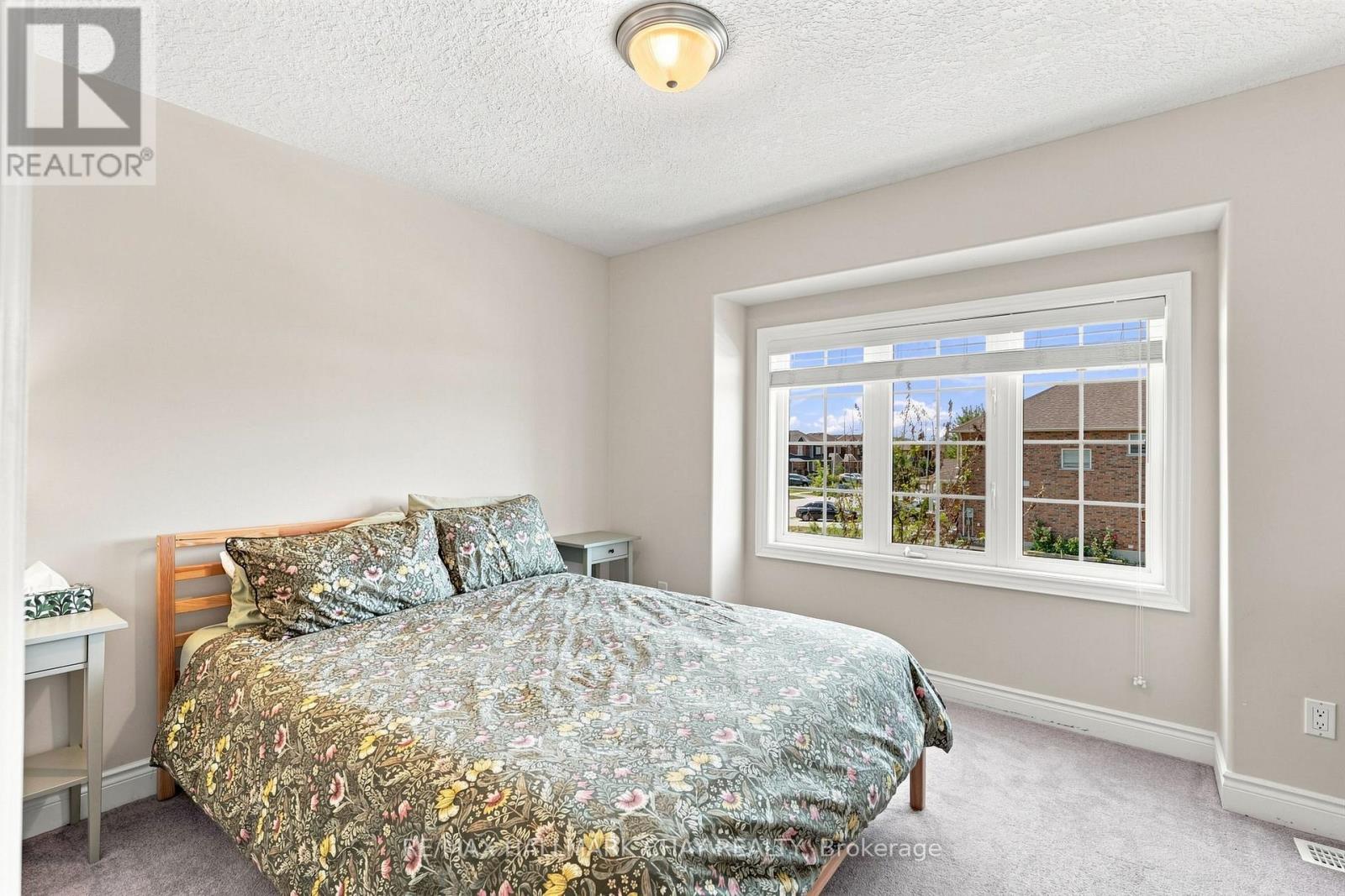 23 Nathan Crescent, Barrie (Painswick South), Ontario  L4N 0S5 - Photo 24 - S13691474
