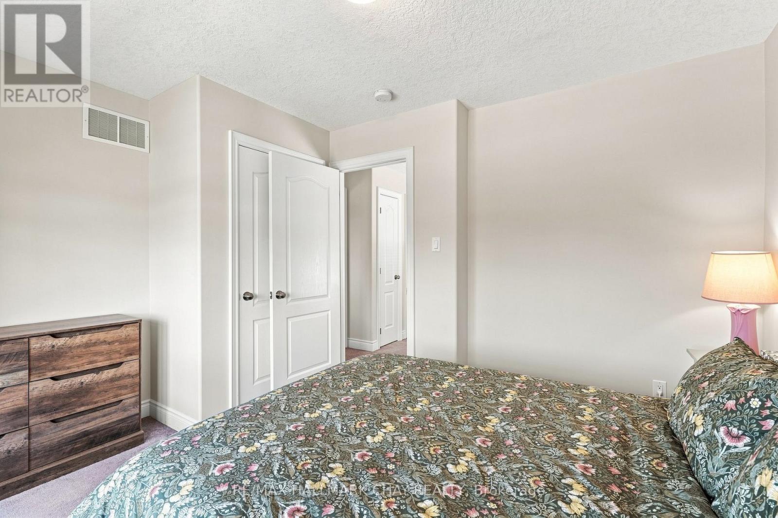 23 Nathan Crescent, Barrie (Painswick South), Ontario  L4N 0S5 - Photo 25 - S13691474