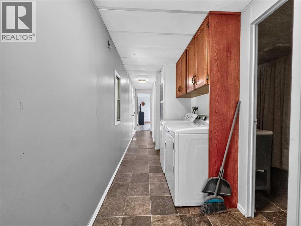 10617 102 Avenue, La Crete, Alberta  T0H 2H0 - Photo 11 - A2338488