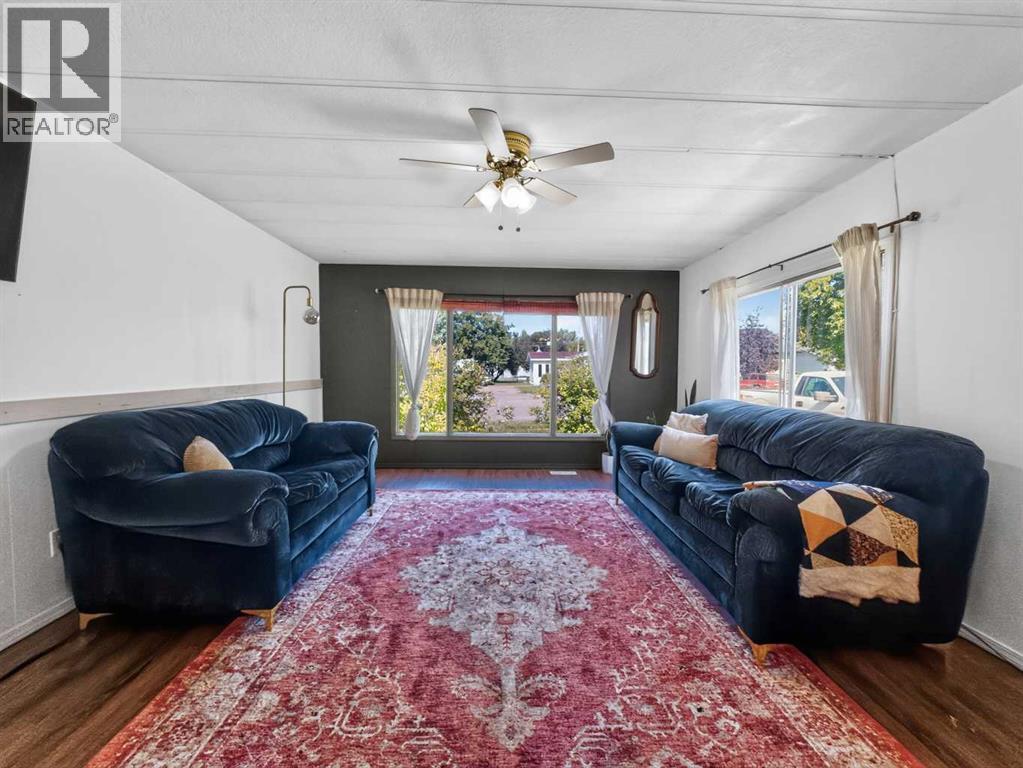 10617 102 Avenue, La Crete, Alberta  T0H 2H0 - Photo 4 - A2338488