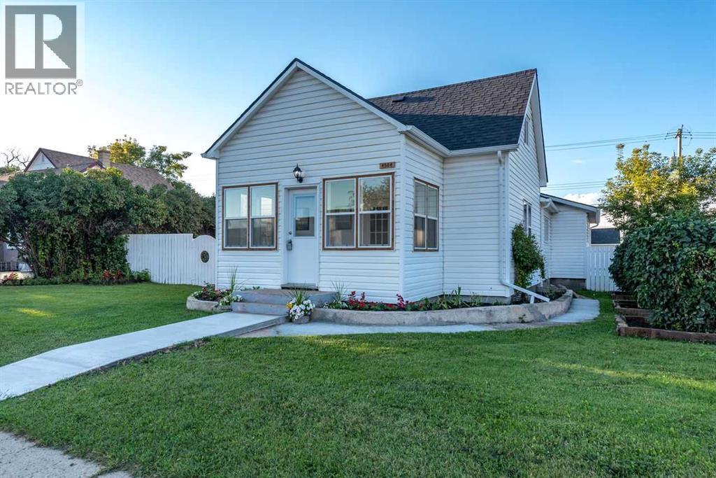4504 49 Street, Lloydminster, Saskatchewan  S9V 0L5 - Photo 2 - A2305128