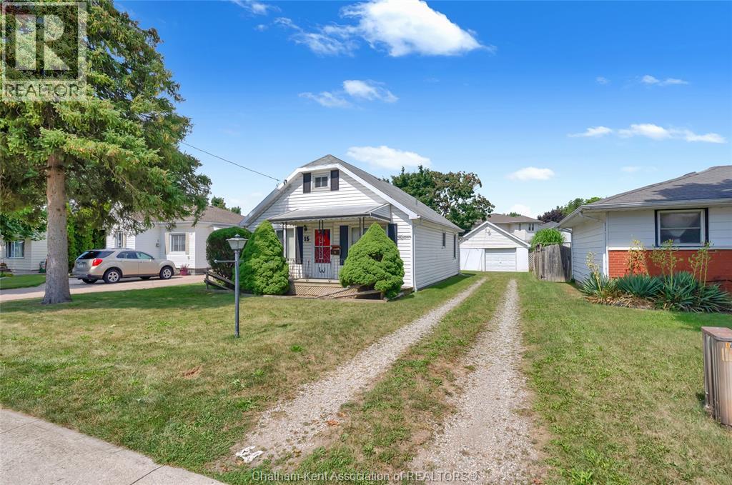 15 Oxley Drive, Chatham, Ontario  N7L 2K5 - Photo 3 - 26020180