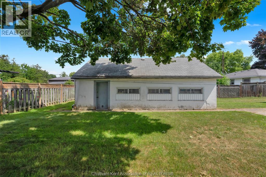 15 Oxley Drive, Chatham, Ontario  N7L 2K5 - Photo 7 - 26020180