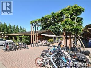 103 5388 Hill Rise Terr, Saanich, British Columbia  V8Y 3K3 - Photo 54 - 1047031