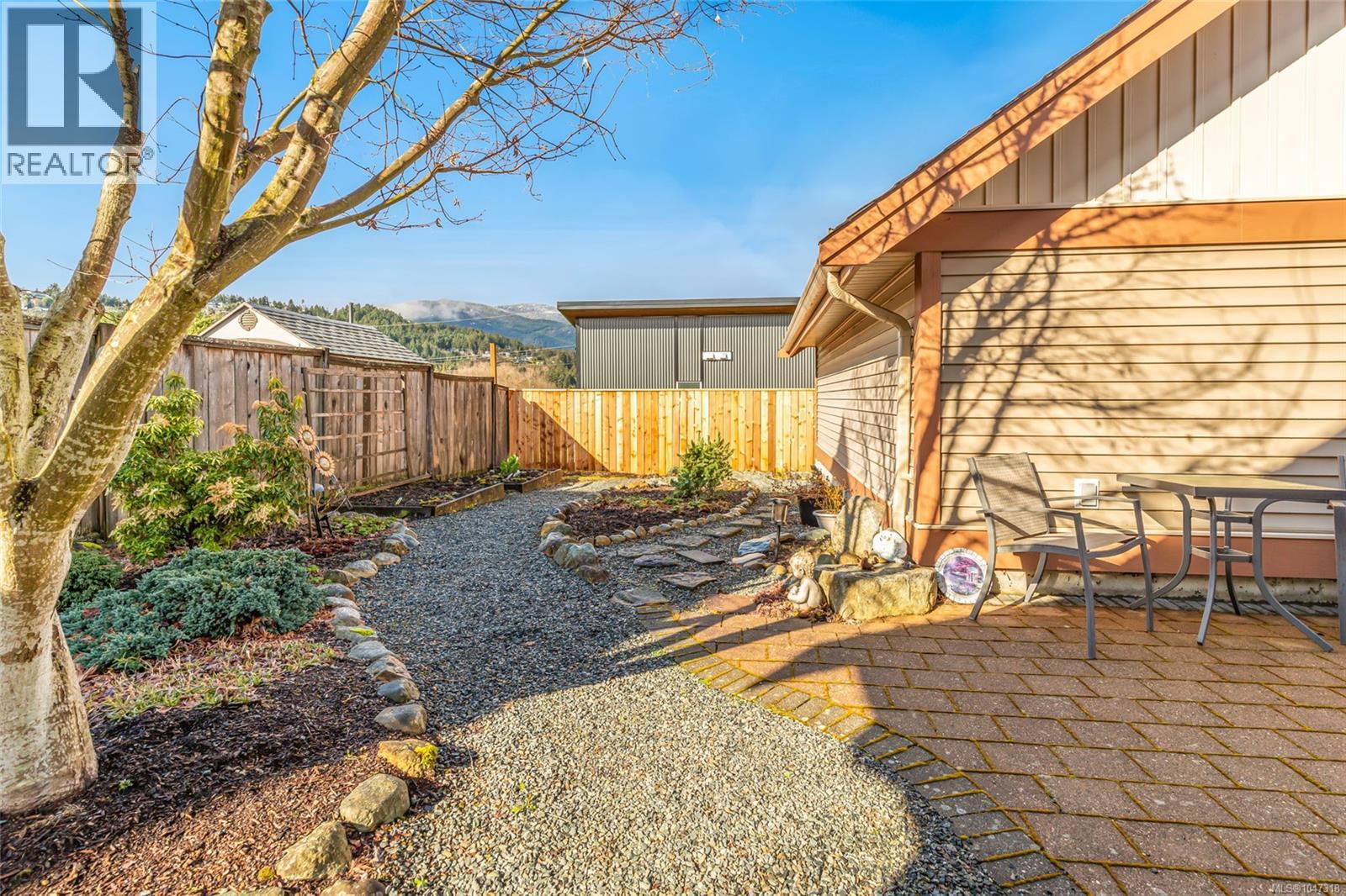 421 Poets Trail Dr, Nanaimo, British Columbia  V9R 7B1 - Photo 38 - 1047318
