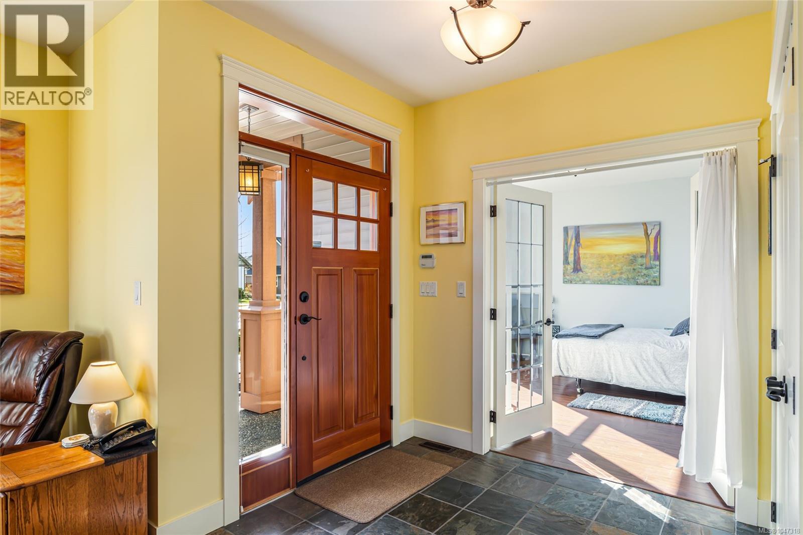 421 Poets Trail Dr, Nanaimo, British Columbia  V9R 7B1 - Photo 4 - 1047318
