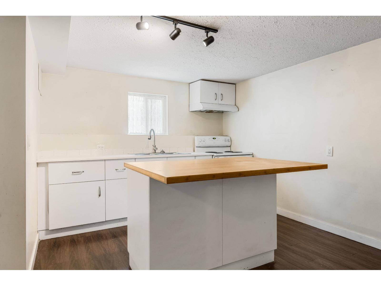 41692 Hare Avenue, Yarrow, Yarrow, British Columbia  V2R 5E9 - Photo 36 - R3156831