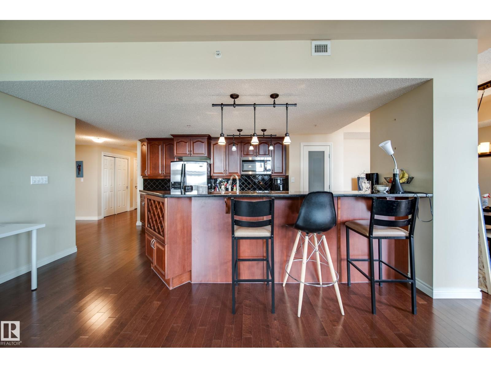 #1301 9020 Jasper Av NW, Edmonton, Alberta  T5H 3S8 - Photo 4 - E4504476