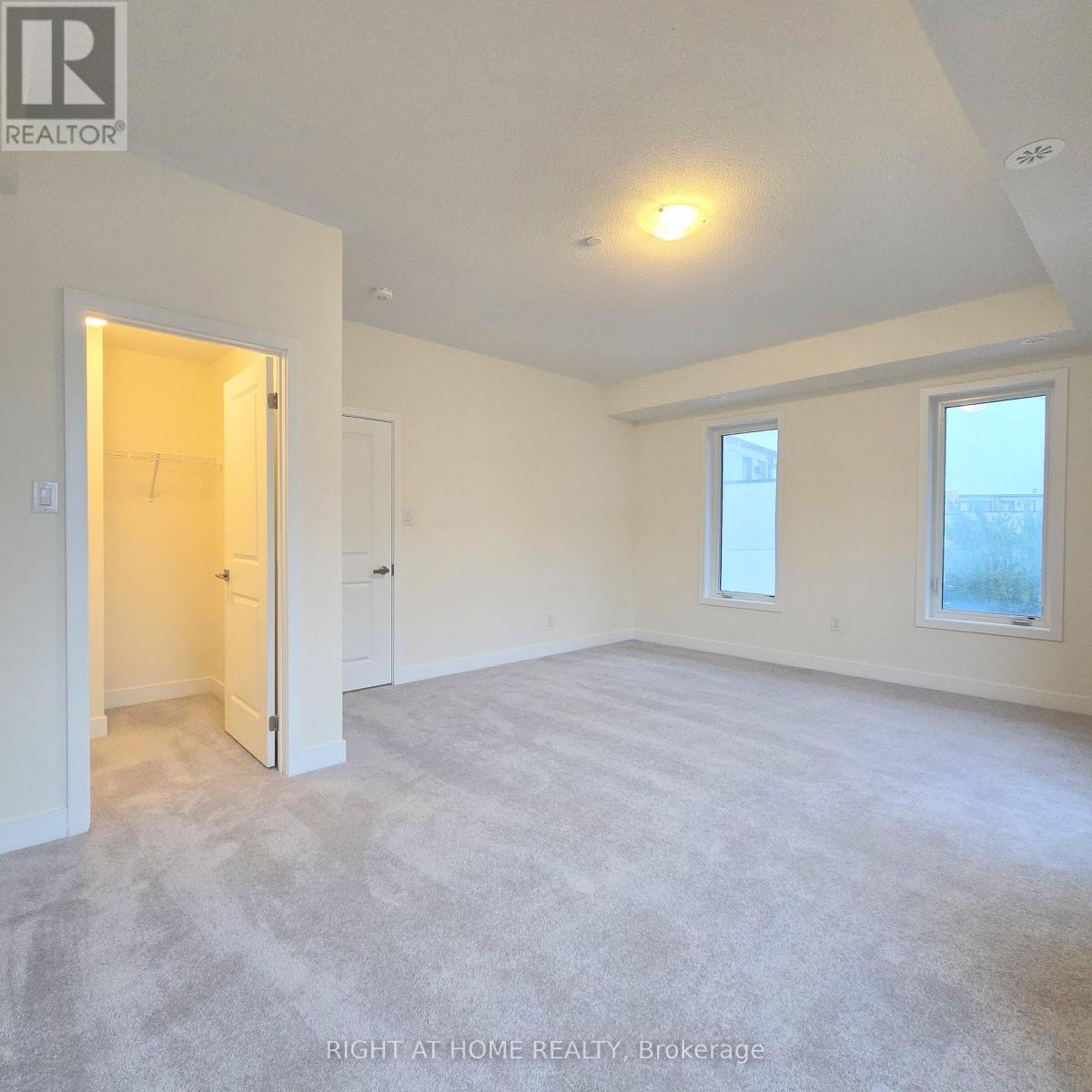 #upper Unit - 137 Frederick Tisdale Drive, Toronto, Ontario M3K 2B8 - Photo 13 - W13691494