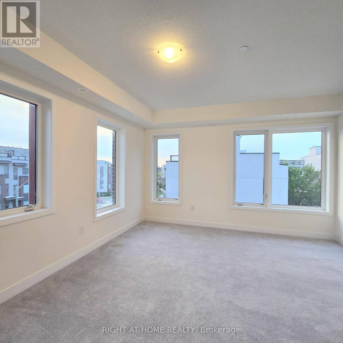 #upper Unit - 137 Frederick Tisdale Drive, Toronto, Ontario M3K 2B8 - Photo 15 - W13691494