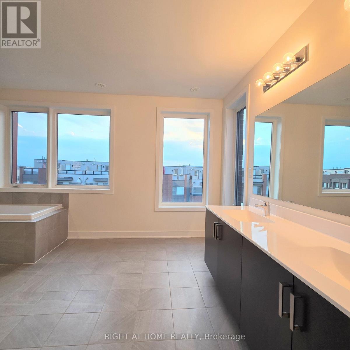 #upper Unit - 137 Frederick Tisdale Drive, Toronto, Ontario M3K 2B8 - Photo 23 - W13691494