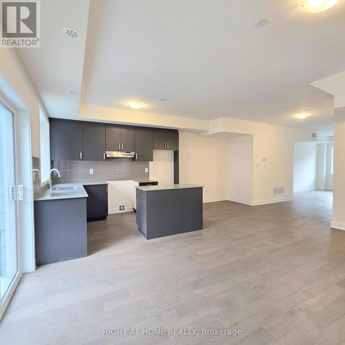 #lower/main Unit - 137 Frederick Tisdale Drive, Toronto, Ontario  M3K 2B8 - Photo 11 - W13691512