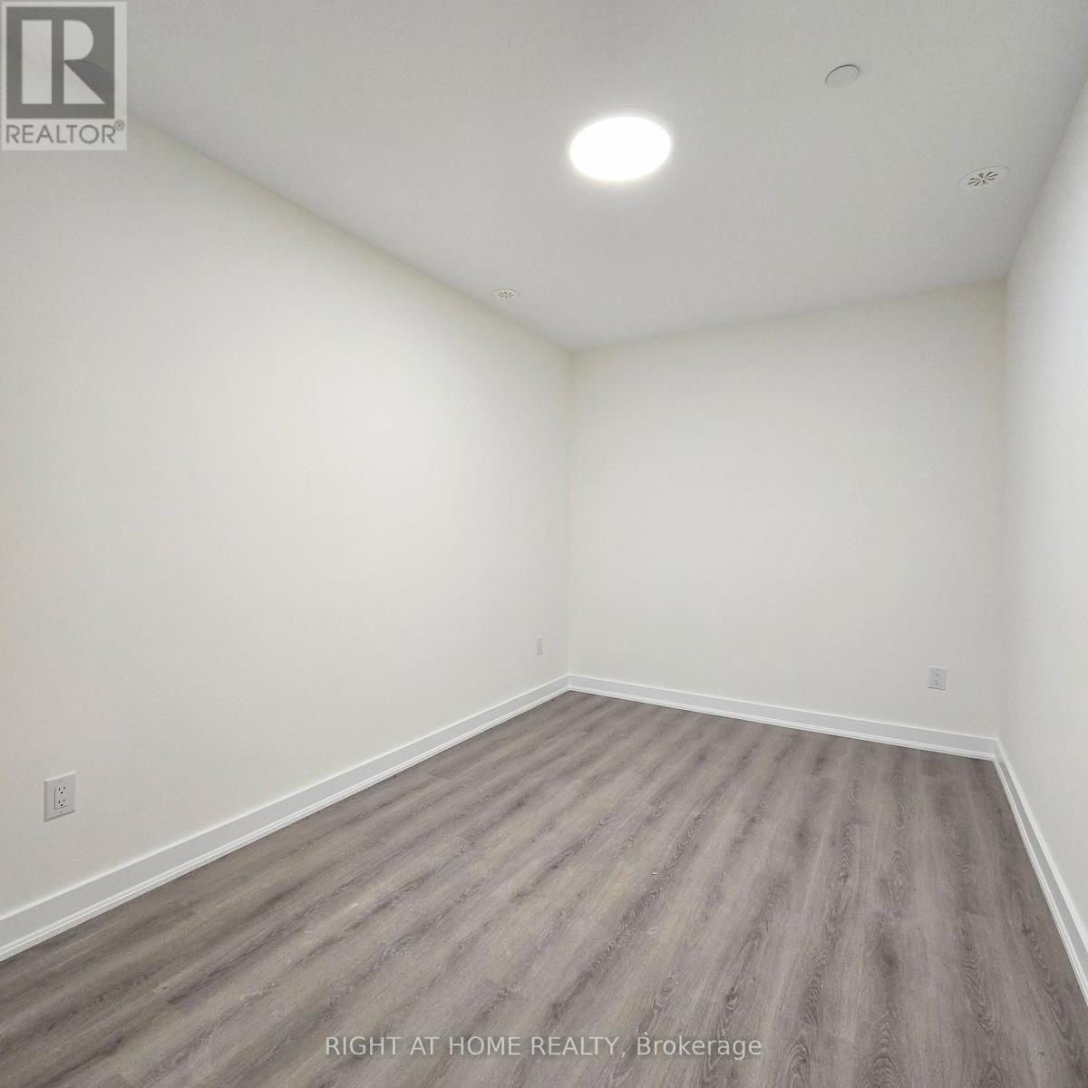 #lower/main Unit - 137 Frederick Tisdale Drive, Toronto, Ontario  M3K 2B8 - Photo 24 - W13691512