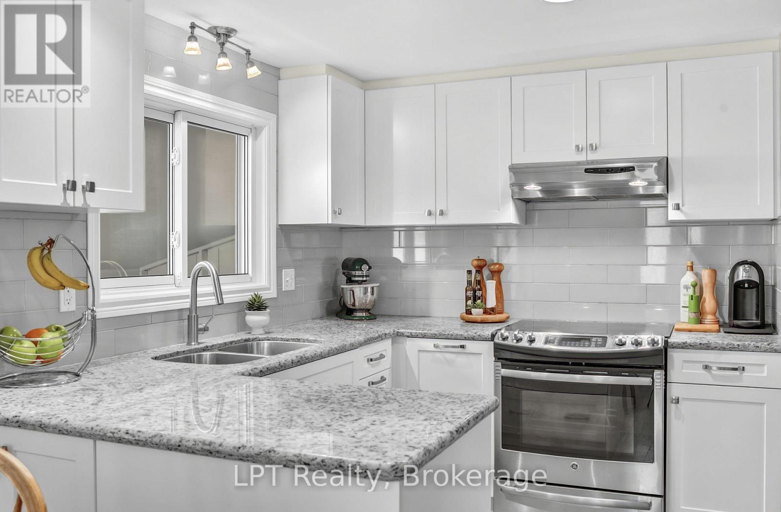1568 5th Avenue, Owen Sound, Ontario  N4K 5B5 - Photo 12 - X13584574