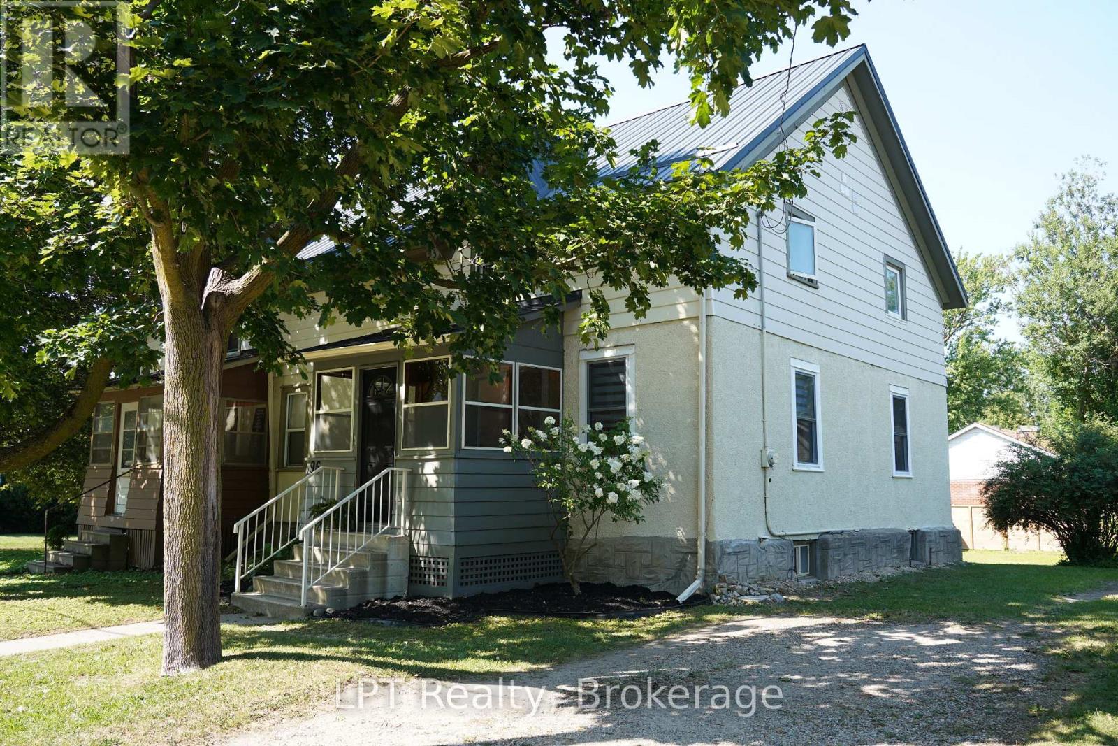 96 Charles Street, Stratford, Ontario  N5A 5X7 - Photo 1 - X13651616