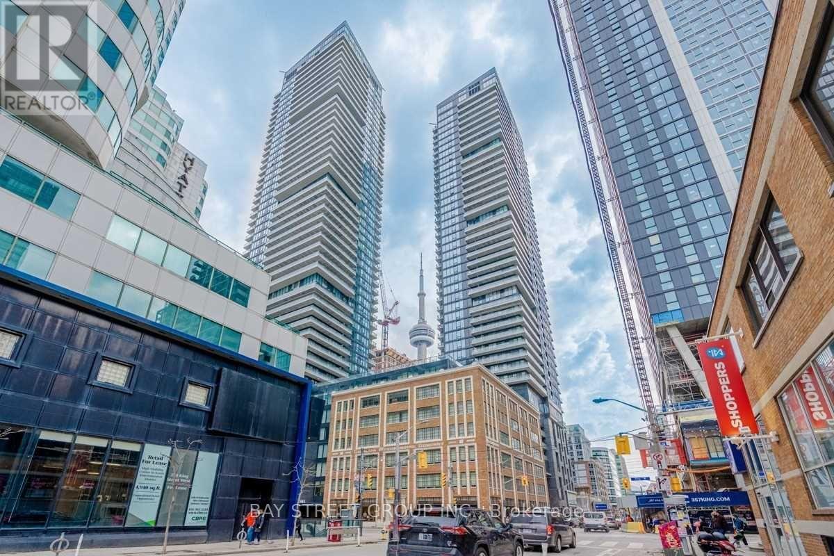 2208 - 115 BLUE JAYS WAY, Toronto, Ontario