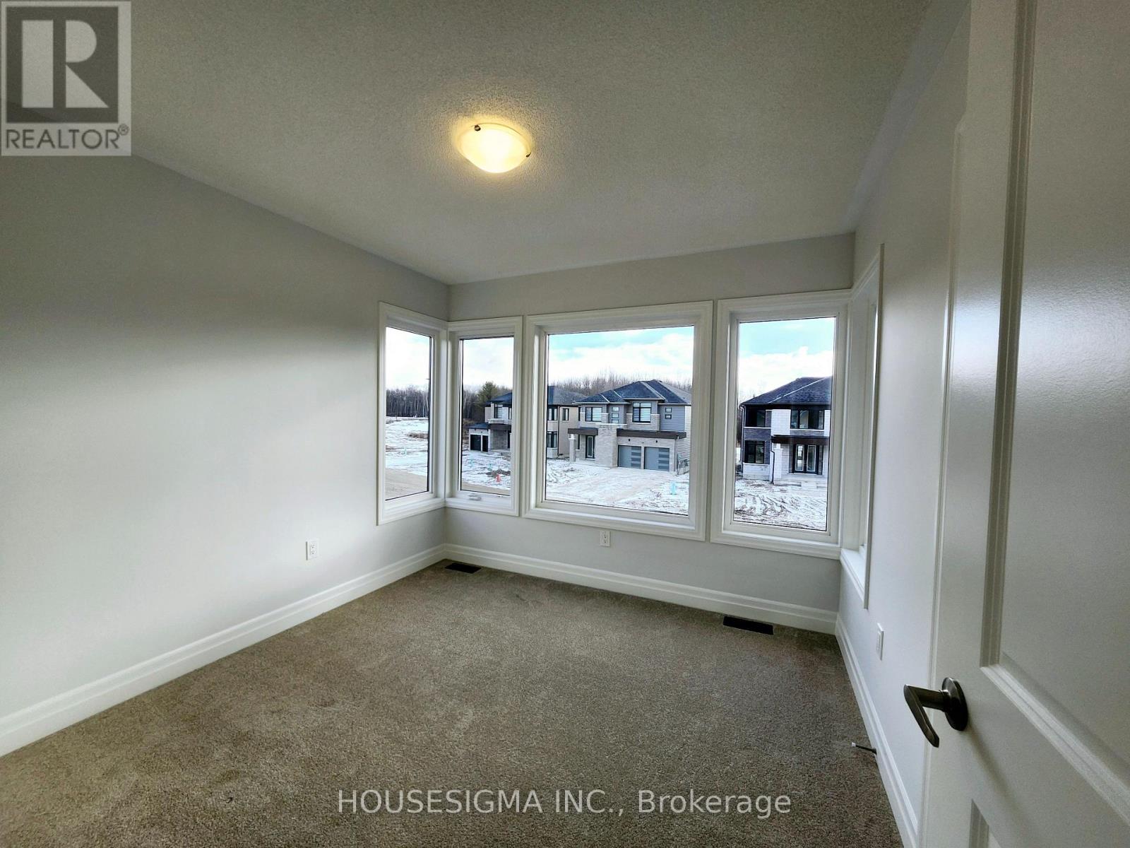 31 Rosanne Circle, Wasaga Beach, Ontario  L9Z 0N6 - Photo 24 - S13690624