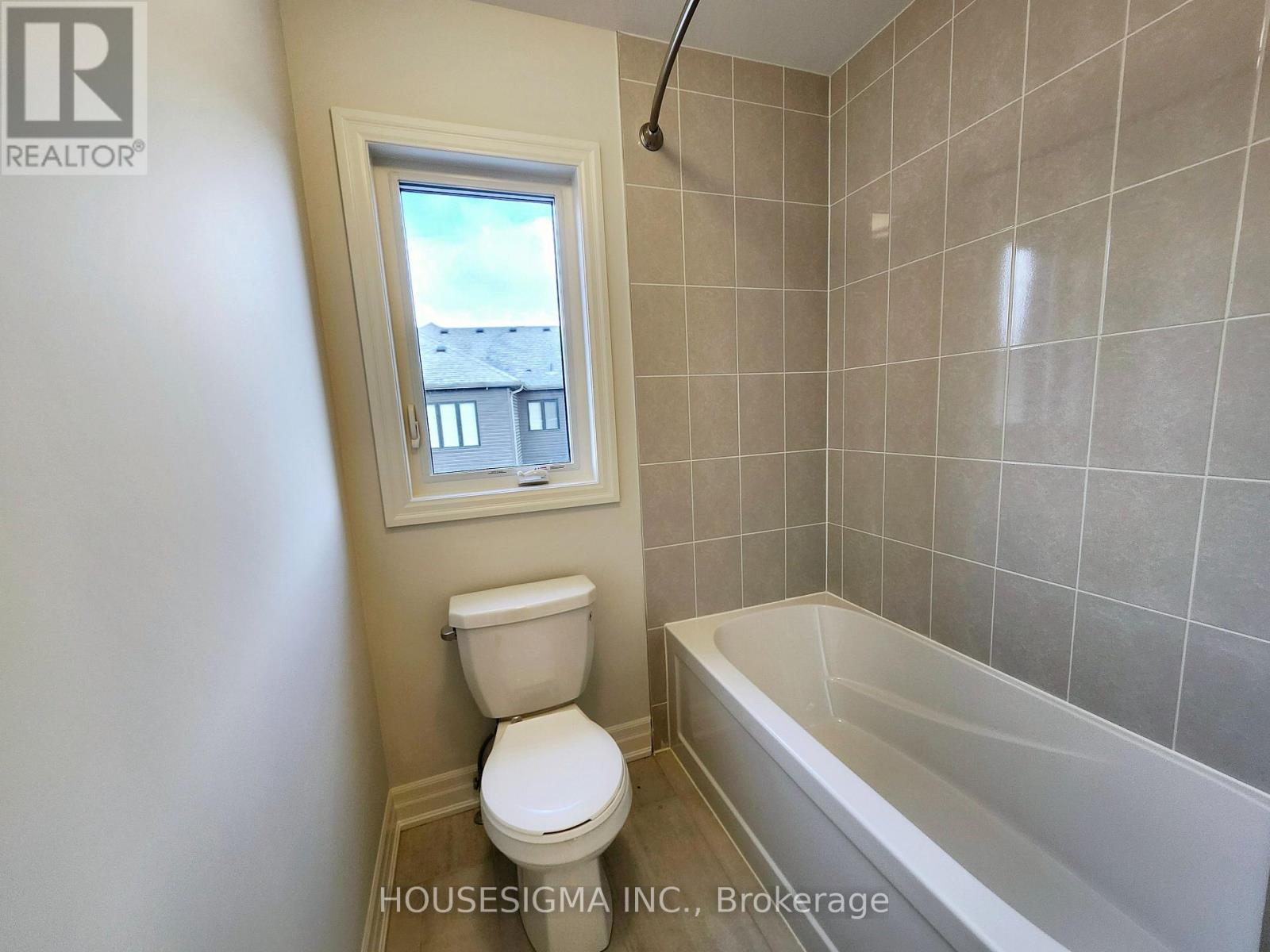 31 Rosanne Circle, Wasaga Beach, Ontario  L9Z 0N6 - Photo 27 - S13690624