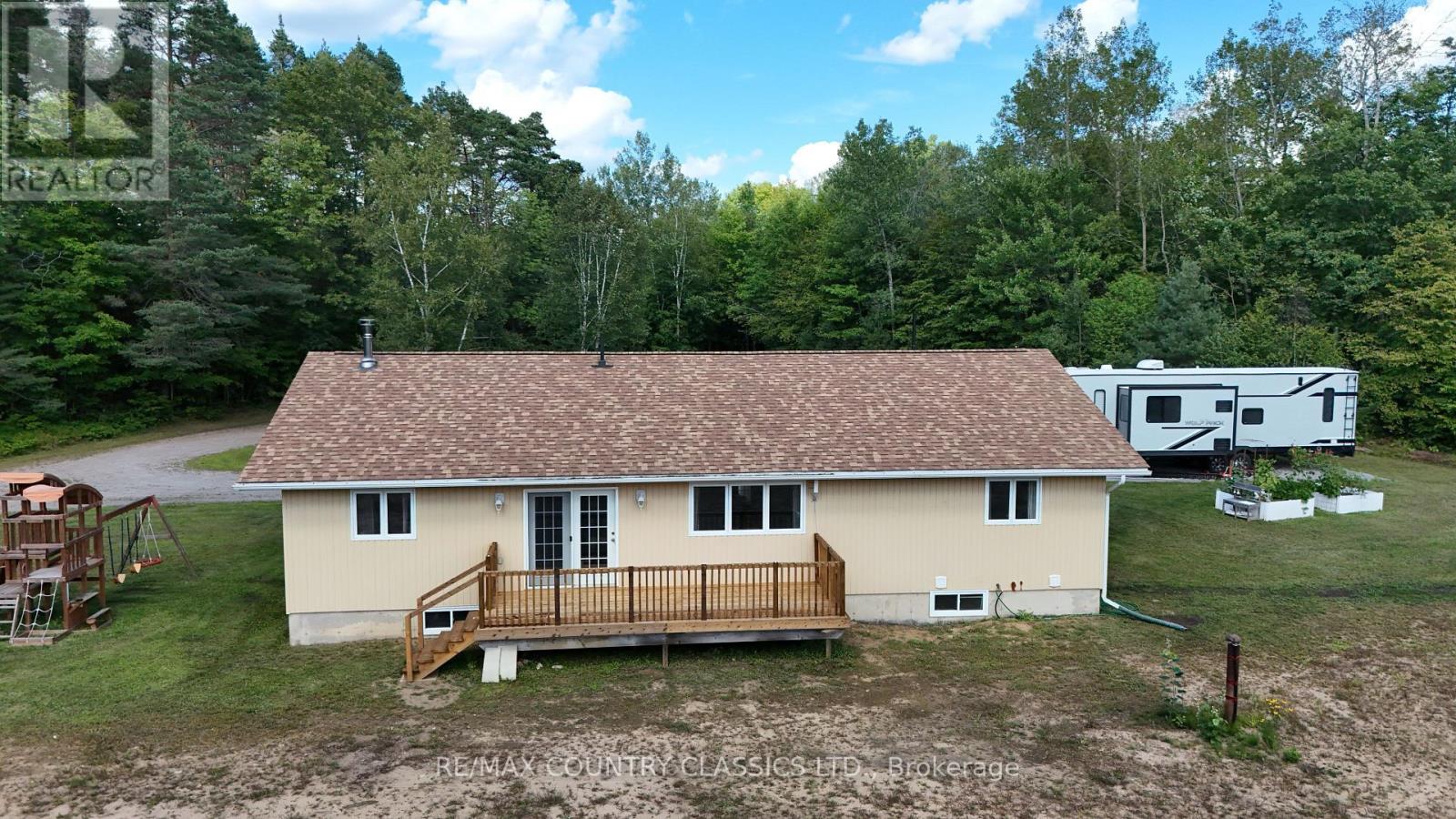 3952 Loop Road, Highlands East, Ontario  K0L 1X0 - Photo 13 - X13687788