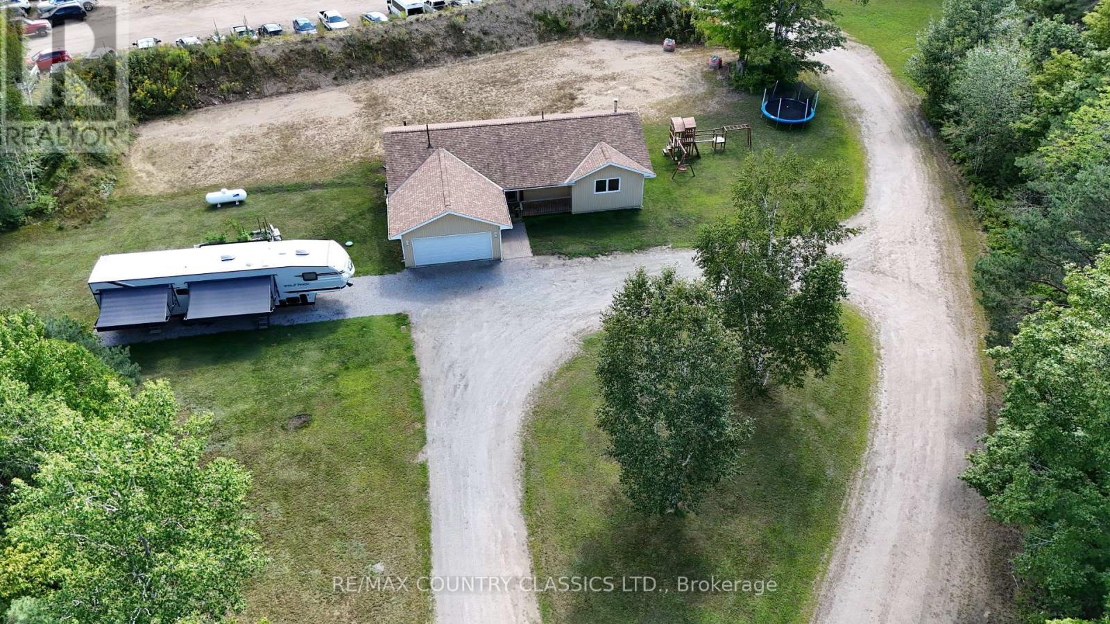 3952 Loop Road, Highlands East, Ontario  K0L 1X0 - Photo 10 - X13687788