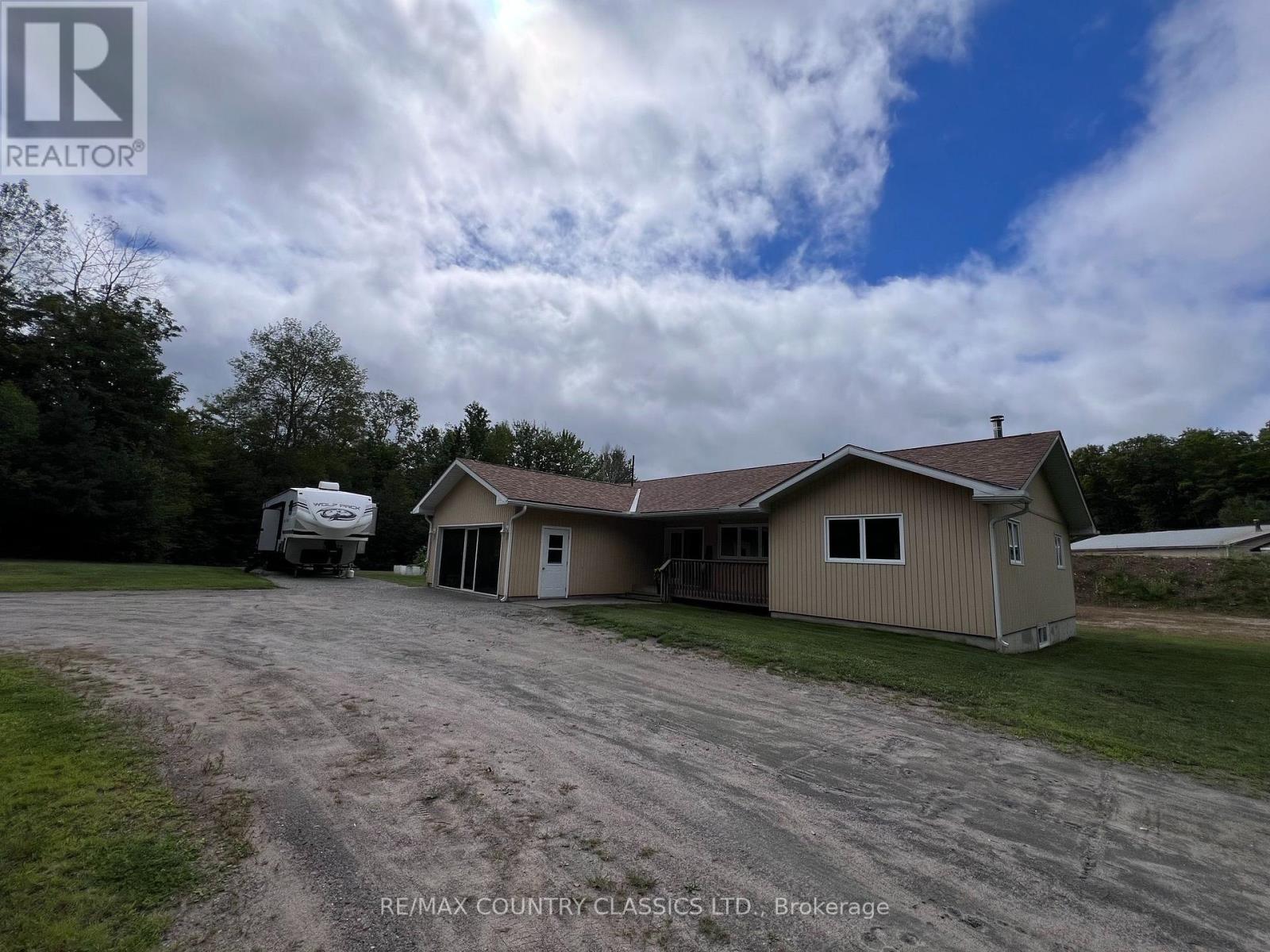 3952 Loop Road, Highlands East, Ontario  K0L 1X0 - Photo 8 - X13687788