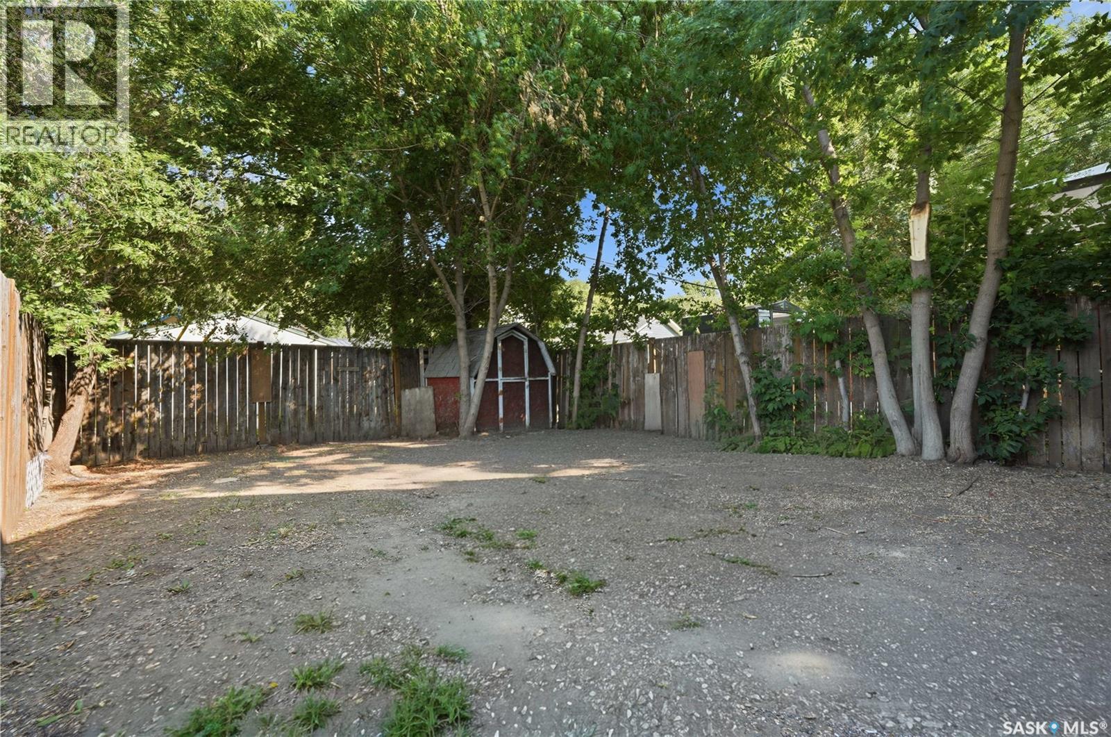 1117 Kilburn Avenue, Saskatoon, Saskatchewan  S7M 0J6 - Photo 36 - SK046004