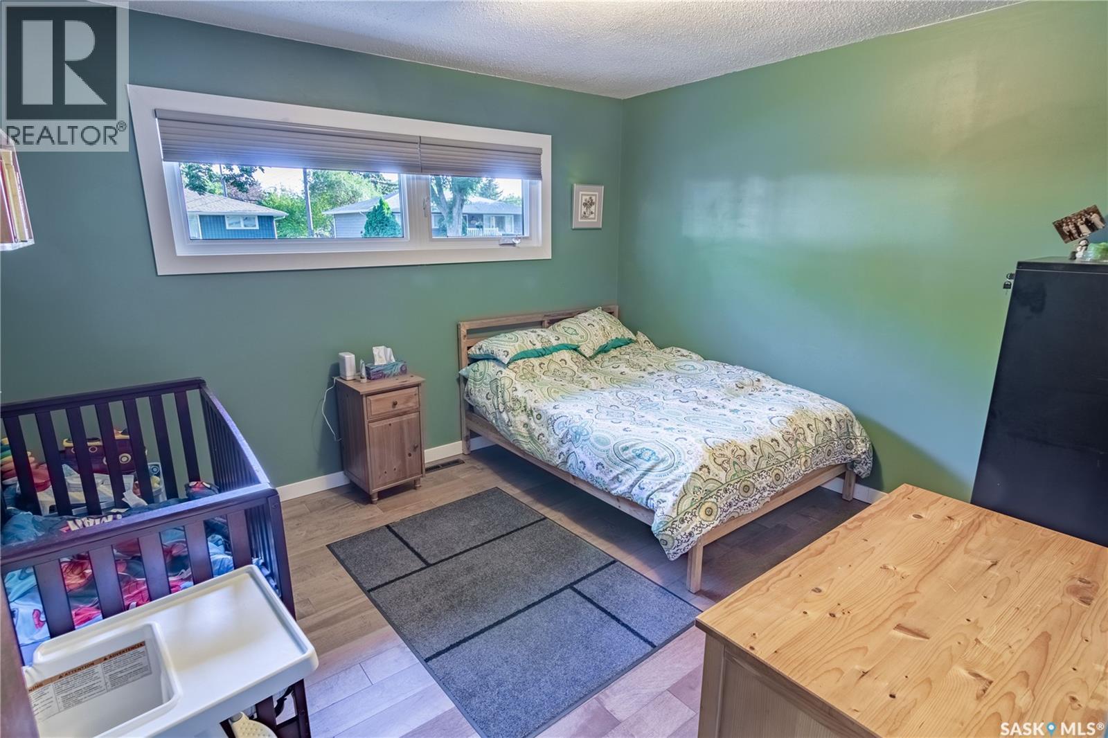 3708 Lakeview Avenue, Regina, Saskatchewan  S4S 1H5 - Photo 10 - SK045977