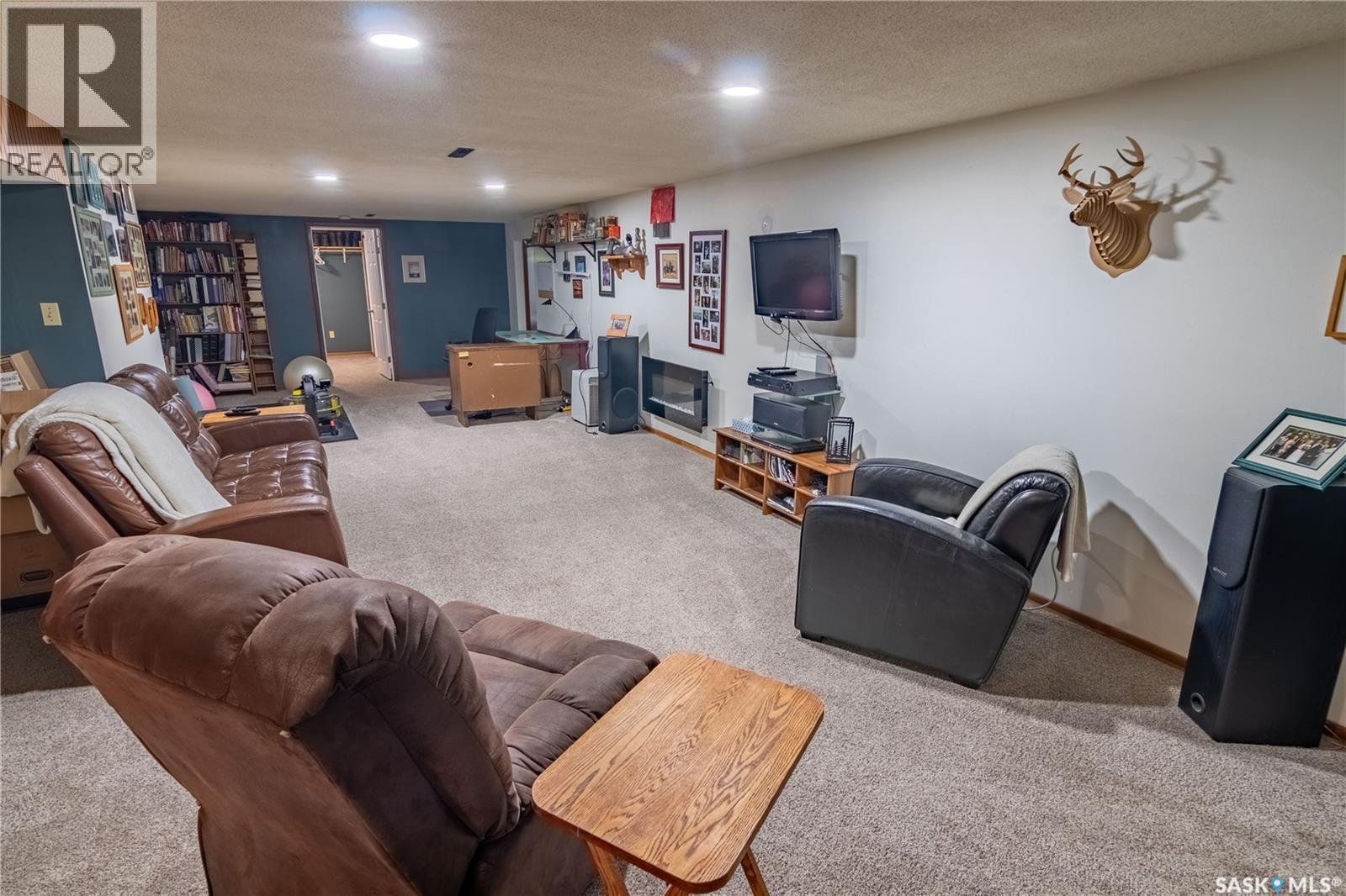 3708 Lakeview Avenue, Regina, Saskatchewan  S4S 1H5 - Photo 14 - SK045977