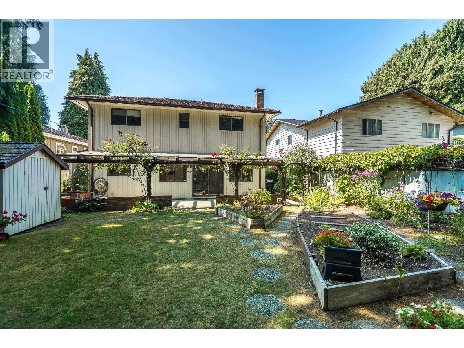 571 Berry Street, Coquitlam, British Columbia  V3J 5T5 - Photo 38 - R3156042