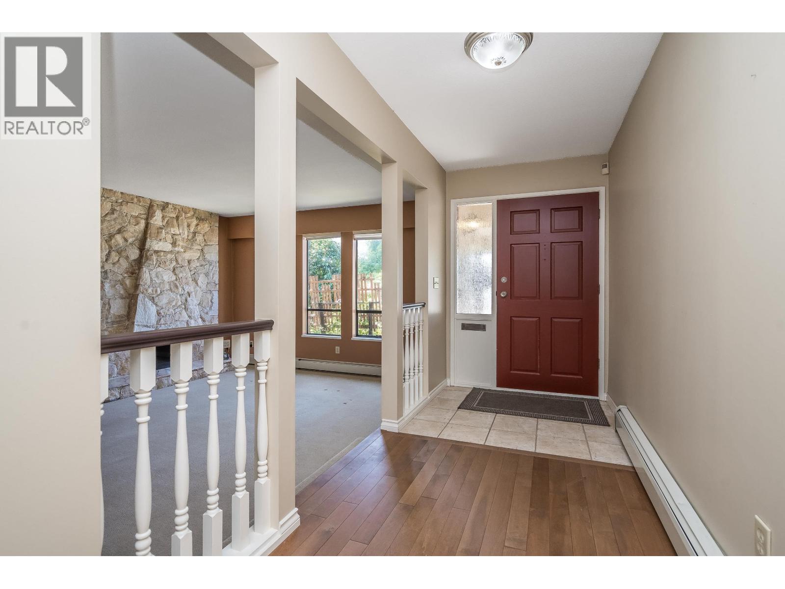 571 Berry Street, Coquitlam, British Columbia  V3J 5T5 - Photo 5 - R3156042
