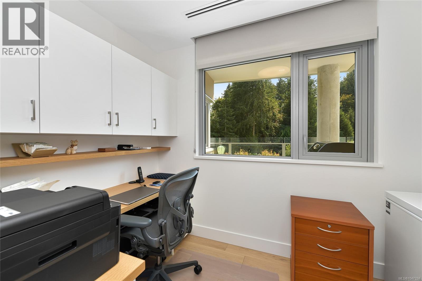 406 5388 Hill Rise Terr, Saanich, British Columbia  V8Y 3K2 - Photo 26 - 1047324