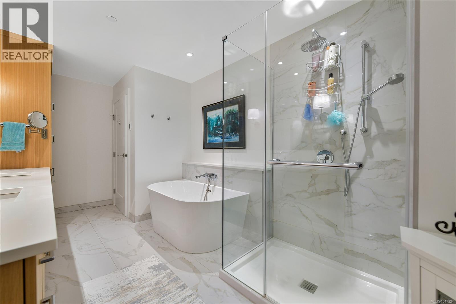 406 5388 Hill Rise Terr, Saanich, British Columbia  V8Y 3K2 - Photo 36 - 1047324
