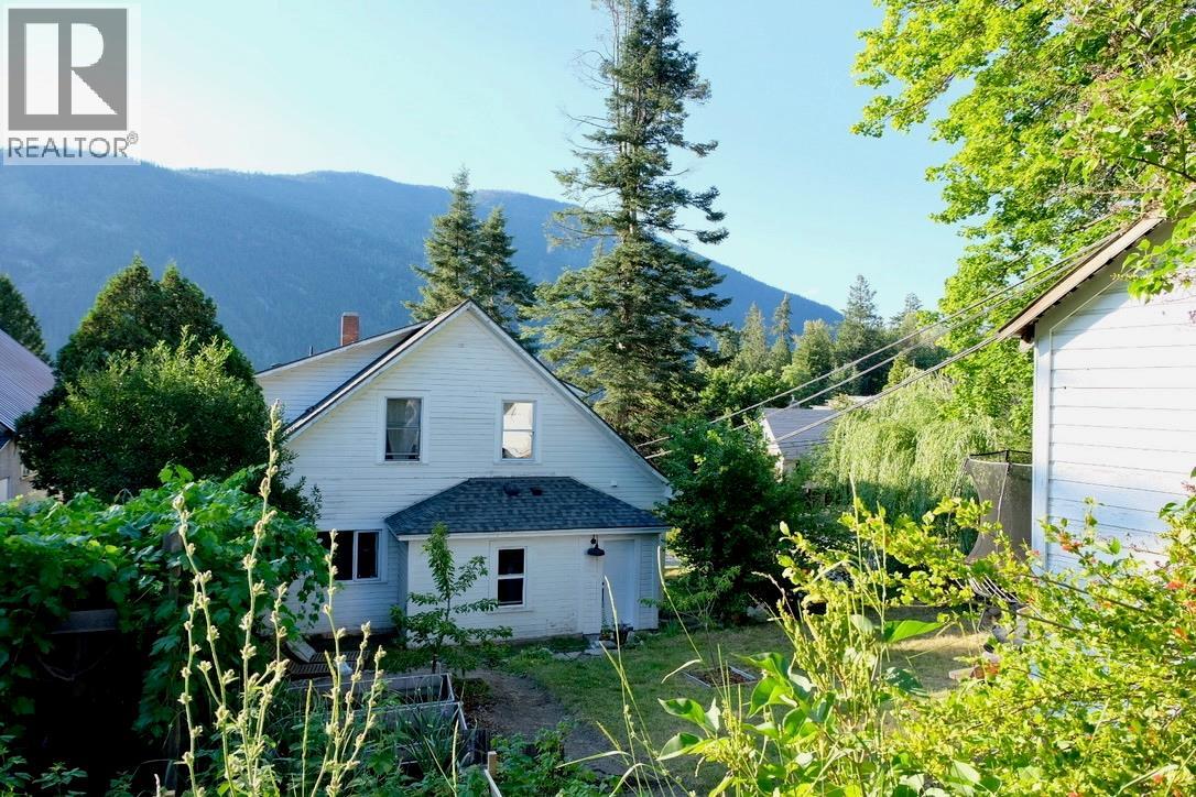 824 Silica Street, Nelson, British Columbia  V1L 4N6 - Photo 12 - 10394681