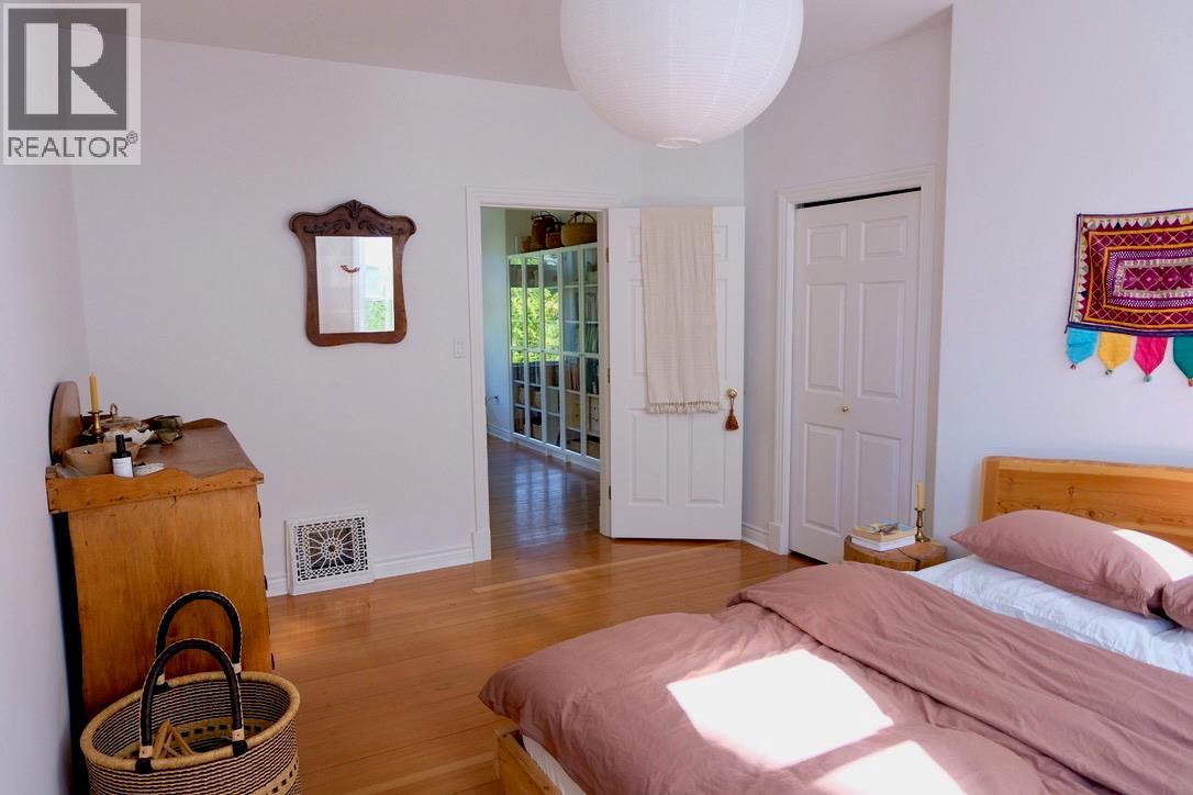 824 Silica Street, Nelson, British Columbia  V1L 4N6 - Photo 35 - 10394681