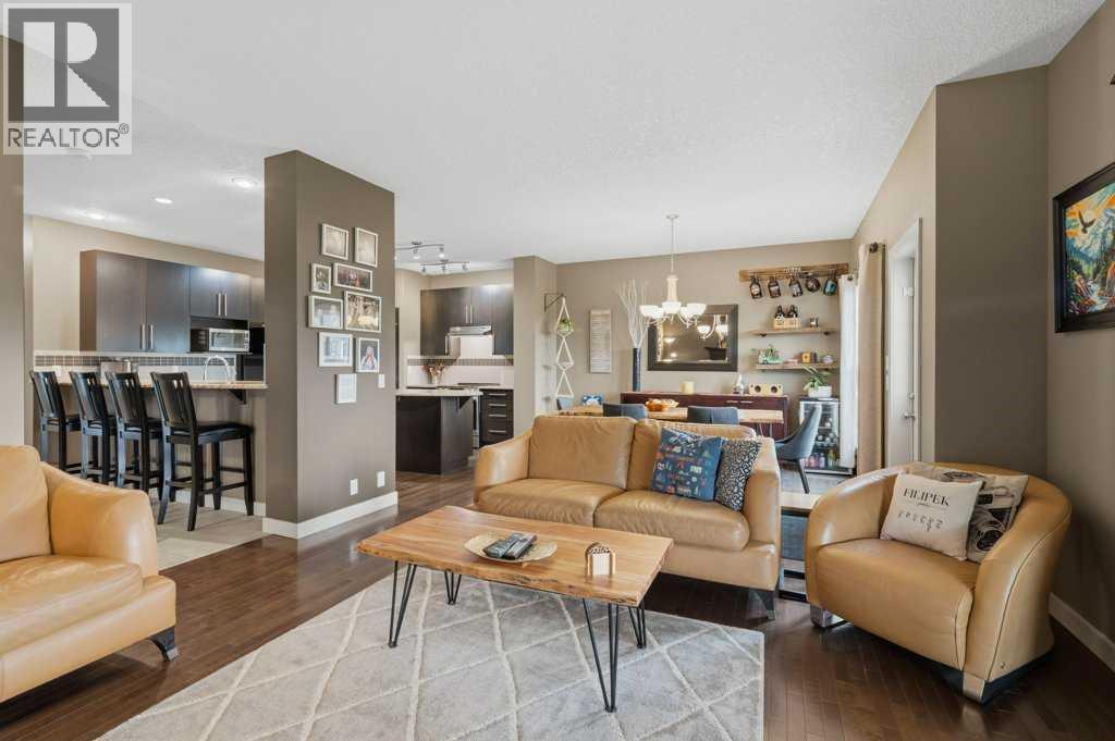 69 Everhollow Avenue SW, Calgary, Alberta  T2Y 0A9 - Photo 15 - A2337317