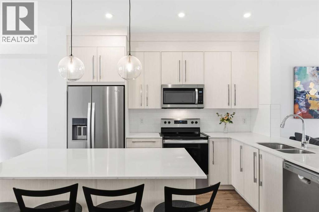 602, 335 Creekside Boulevard SW, Calgary, Alberta  T2X 5L1 - Photo 9 - A2337506