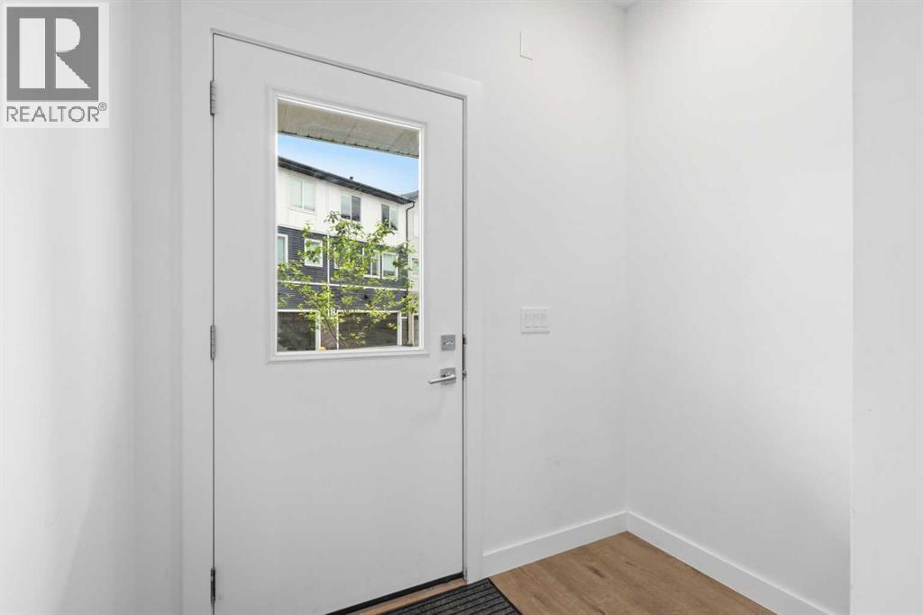 602, 335 Creekside Boulevard SW, Calgary, Alberta  T2X 5L1 - Photo 3 - A2337506