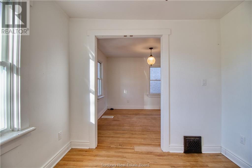 379 Ontario Street, Greater Sudbury, Ontario  P3E 4K3 - Photo 16 - 2129883