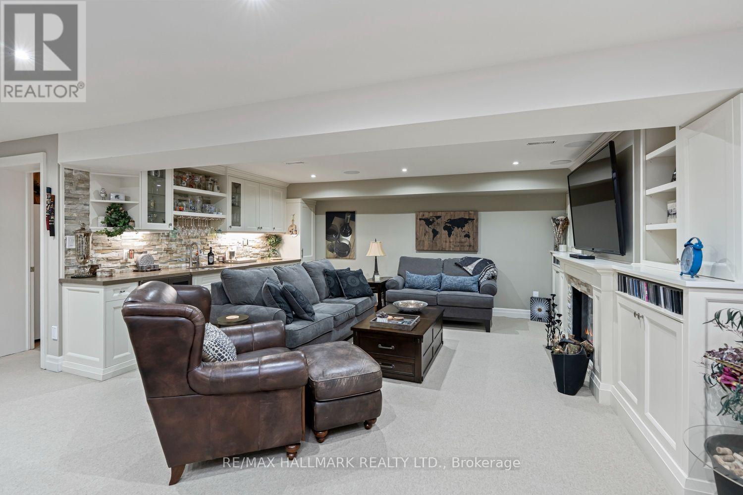 25 Queensborough Crescent, Toronto, Ontario  M9R 1A1 - Photo 33 - W13564258