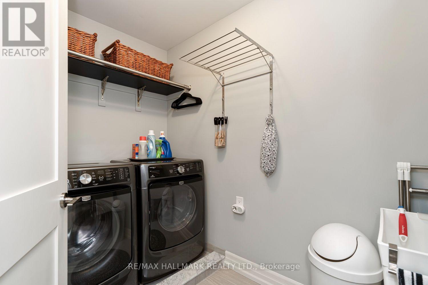 25 Queensborough Crescent, Toronto, Ontario  M9R 1A1 - Photo 25 - W13564258