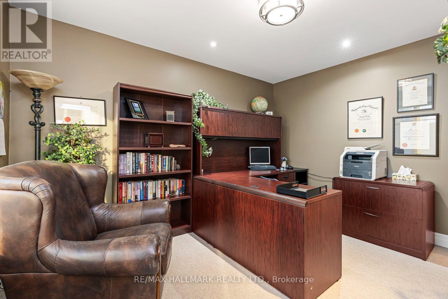 25 Queensborough Crescent, Toronto, Ontario  M9R 1A1 - Photo 22 - W13564258