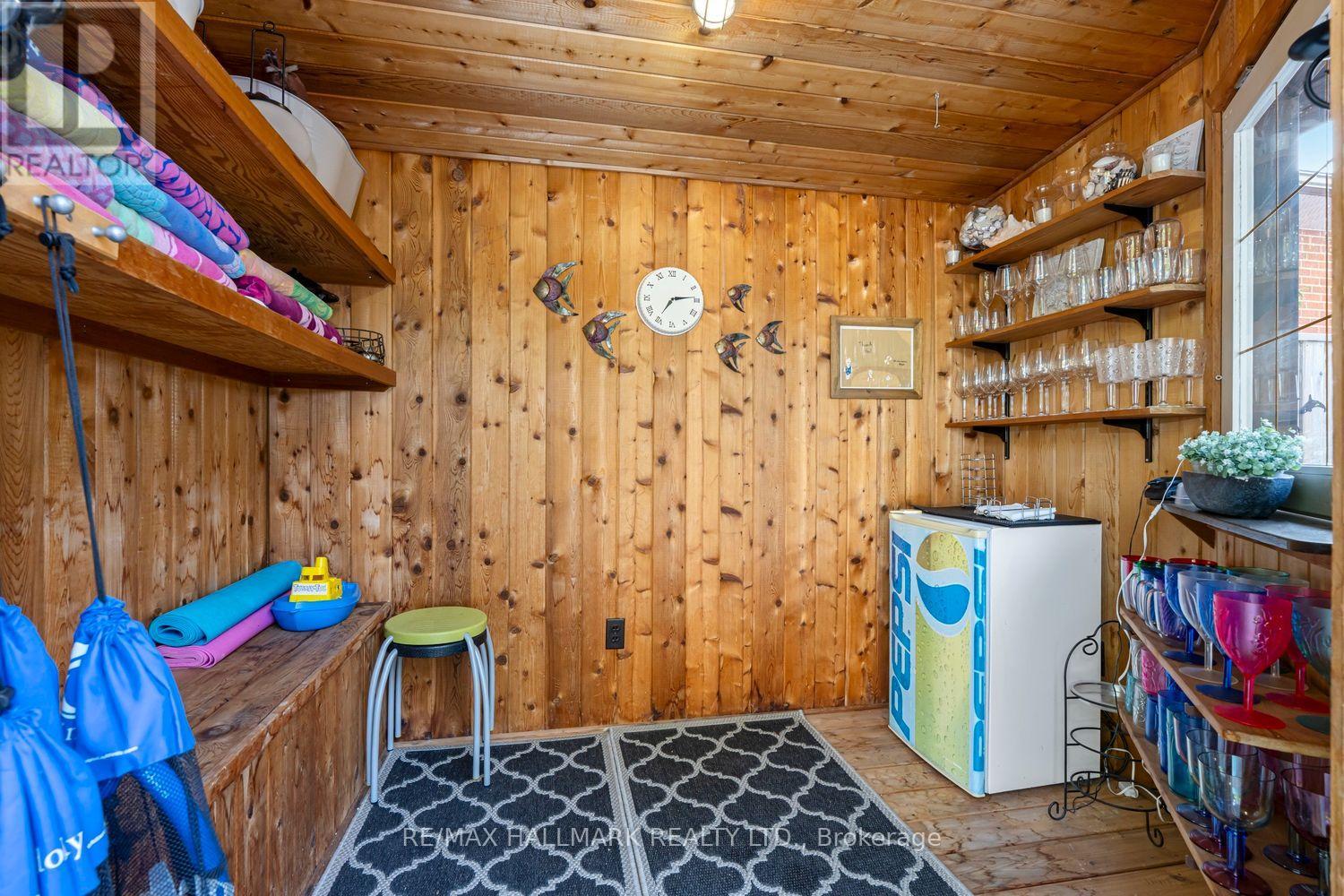 25 Queensborough Crescent, Toronto, Ontario  M9R 1A1 - Photo 42 - W13564258