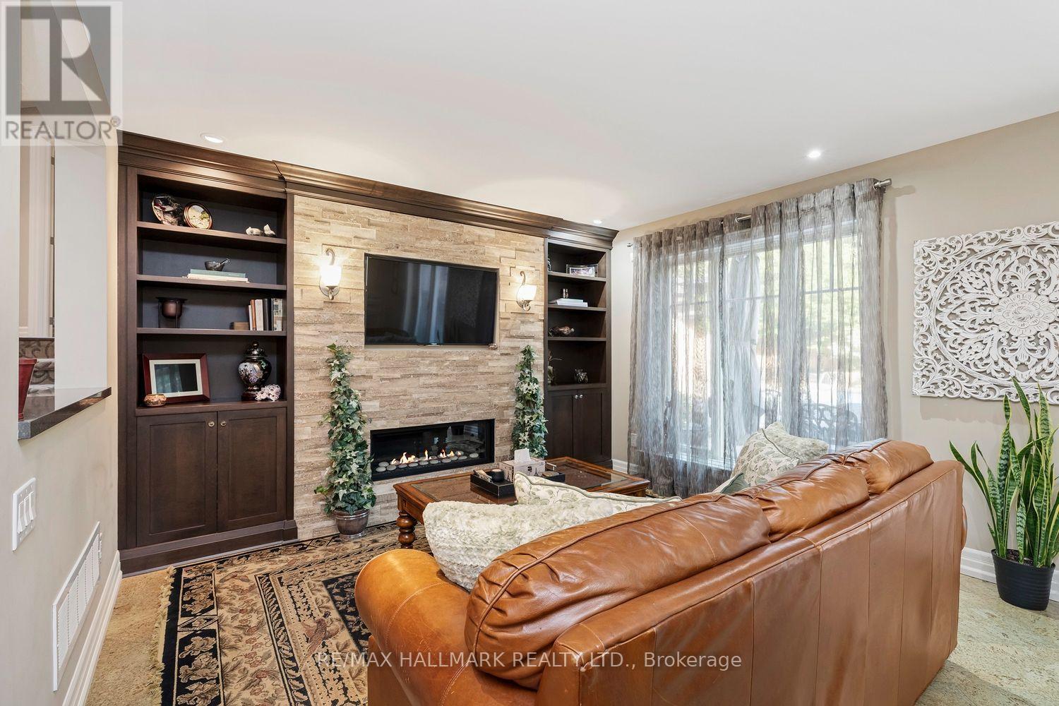 25 Queensborough Crescent, Toronto, Ontario  M9R 1A1 - Photo 16 - W13564258