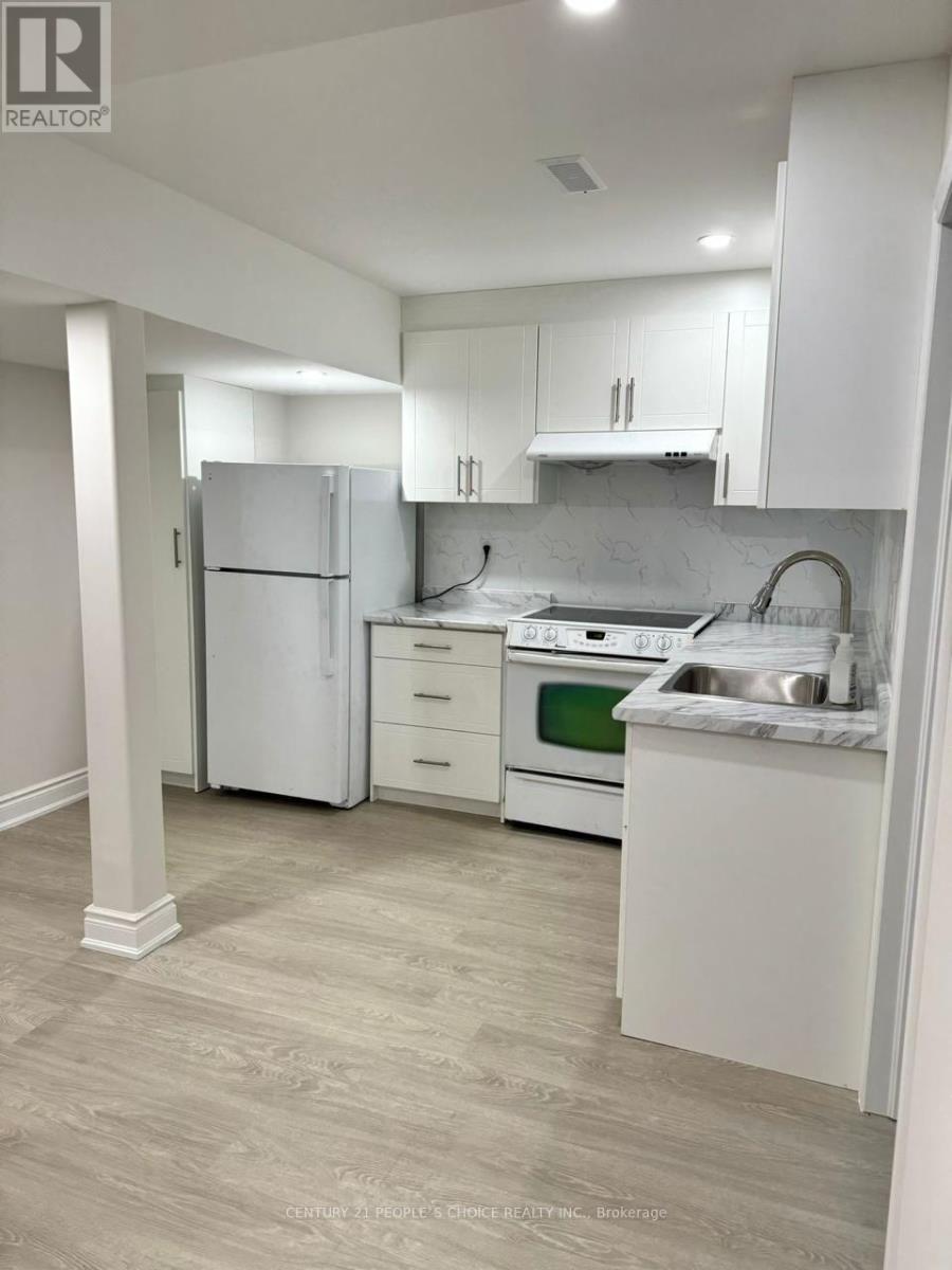 Bsmt - 7 Humberstone Crescent, Brampton, Ontario  L7A 4C3 - Photo 10 - W13691058