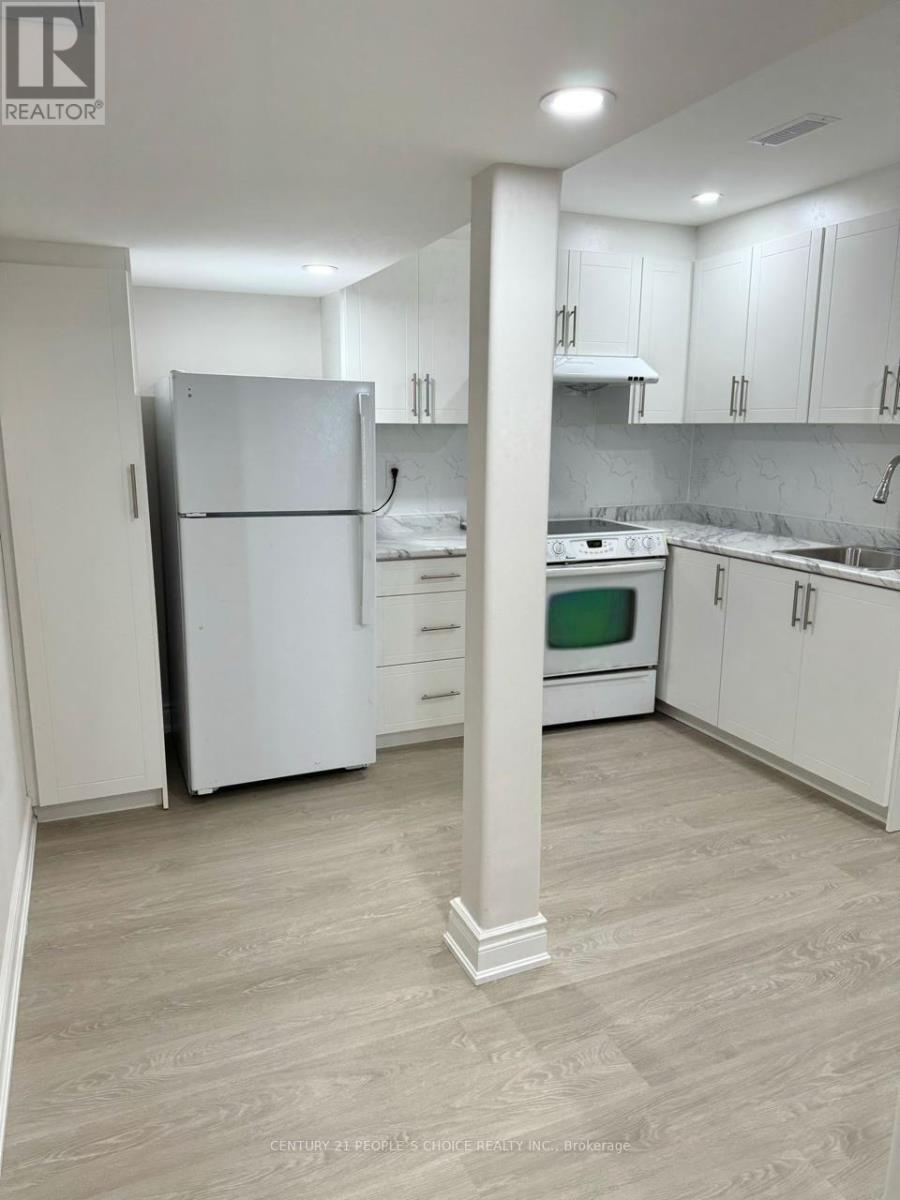 Bsmt - 7 Humberstone Crescent, Brampton, Ontario  L7A 4C3 - Photo 6 - W13691058